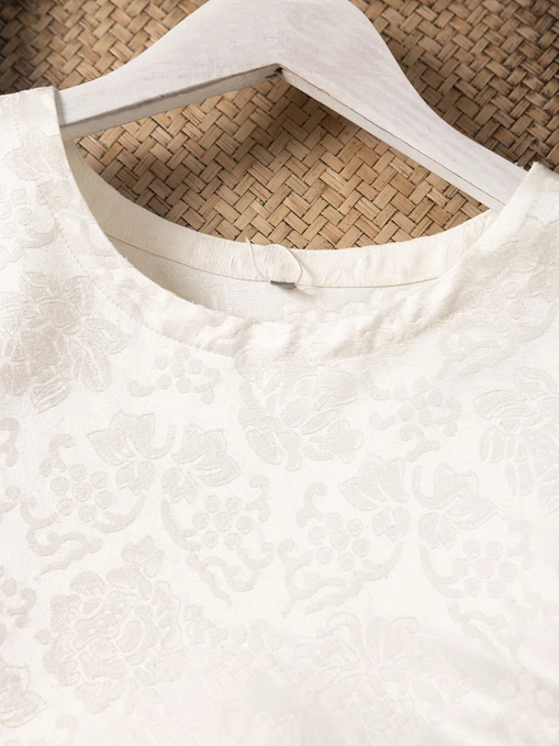 2025 Women's Fashion Early Autumn New 100% Natural Mulberry Silk White Lotus Jacquard Satin Round Neck Short Sleeve Dress