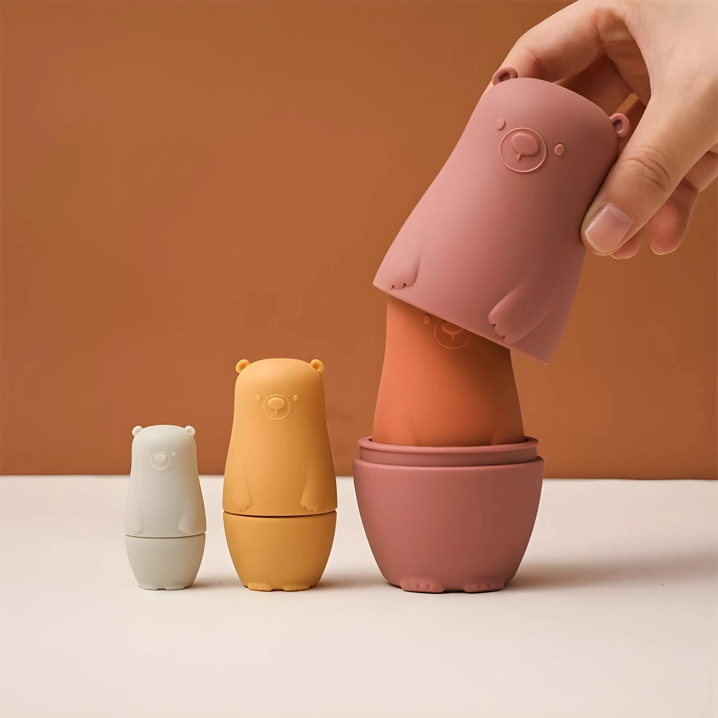 赤ちゃんのためのシリコンスタッキングパズル,円形の配置,食品グレード,入れ子のおもちゃ,誕生日プレゼント,5個