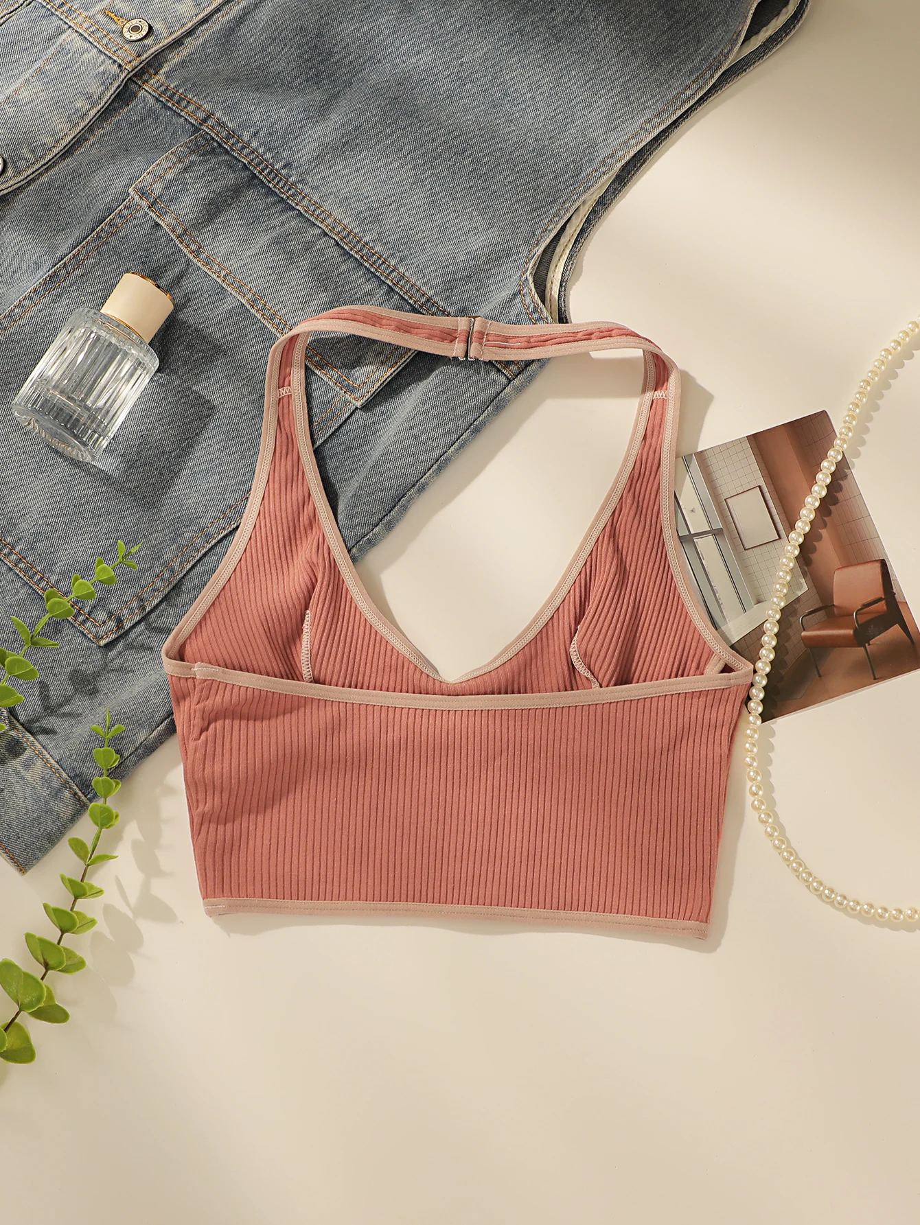 ผู้หญิงคอแขวนเซ็กซี่ชุดชั้นในไม่มีแหวนเหล็กรวบรวมและยก backless Breathable กระชับ Bra C2838