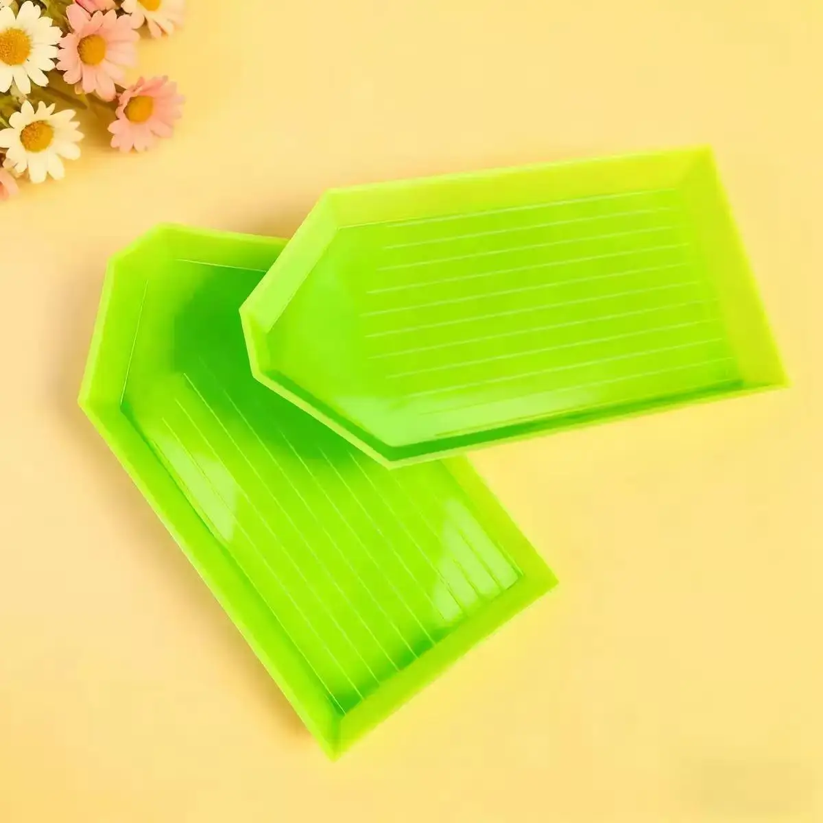 4pcs Green Diamond Painting Tray, DIY Rhinestone Bead Sorting Plate, Simple Diamond Art Tool for Crafts