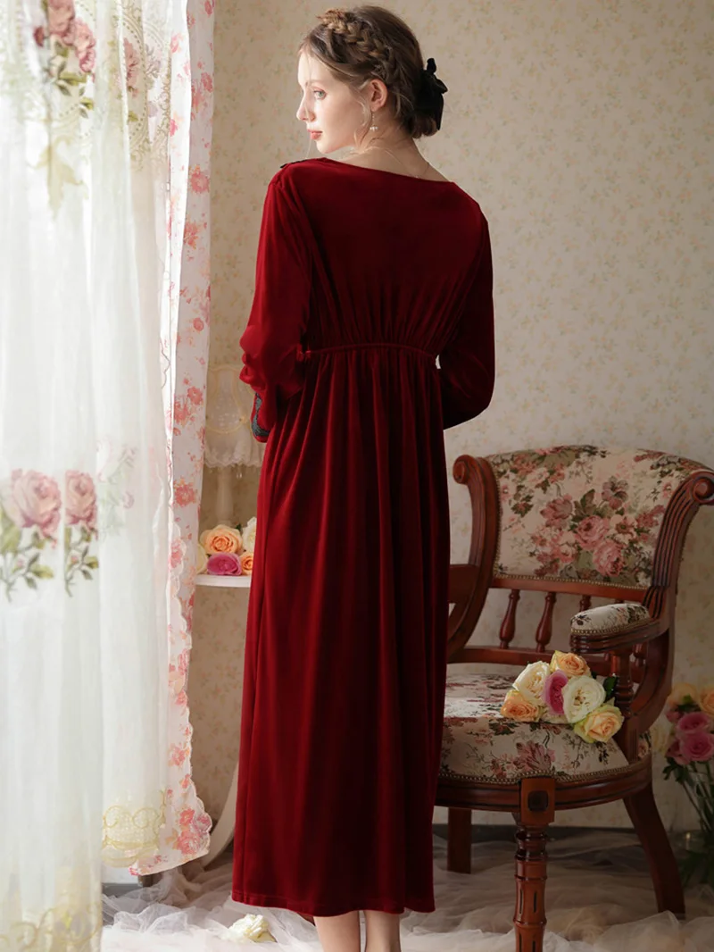 Women Winter Velour Robe V-Neck Backless Victorian Night Dress Pleuche Velvet Sleepwear Princess Vintage Nightgowns Homewear