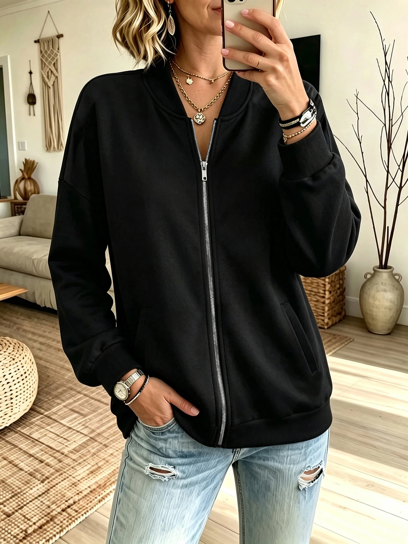 Street Fashion Style Solid Color Women's Loose Oversized Long-Sleeve Jacket, a Must-Have for Autumn and Winter. European and American Trendy Style for Couples, Regular Fit Long-Sleeve Jacket, Machine Washable, Durable and Wear-Resistant. Women's Casual Versatile Item, Slimming and Flattering, Street Style. Stand-Up Collar with Zipper Design, Practical and Beautiful. Jacket Coat for Women