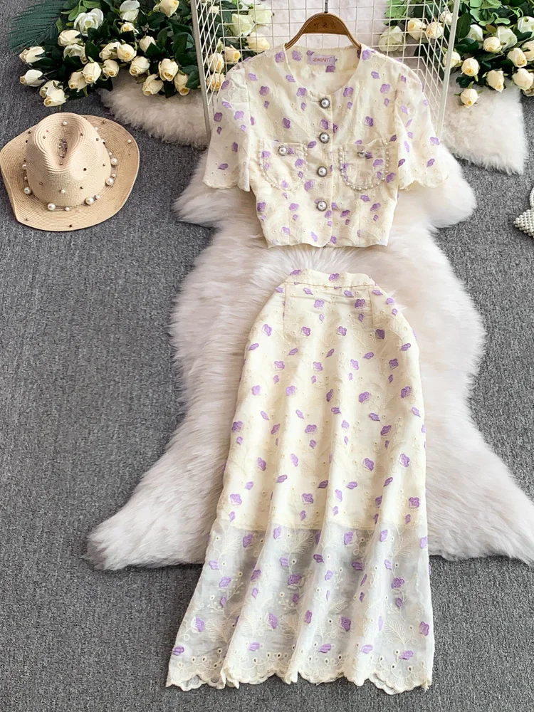 

Heavy Embroidery round Ne T-irt Top And High Waist Slim Fit f Body Skirt Two Piece Set Small Fraance Sle Faion Set