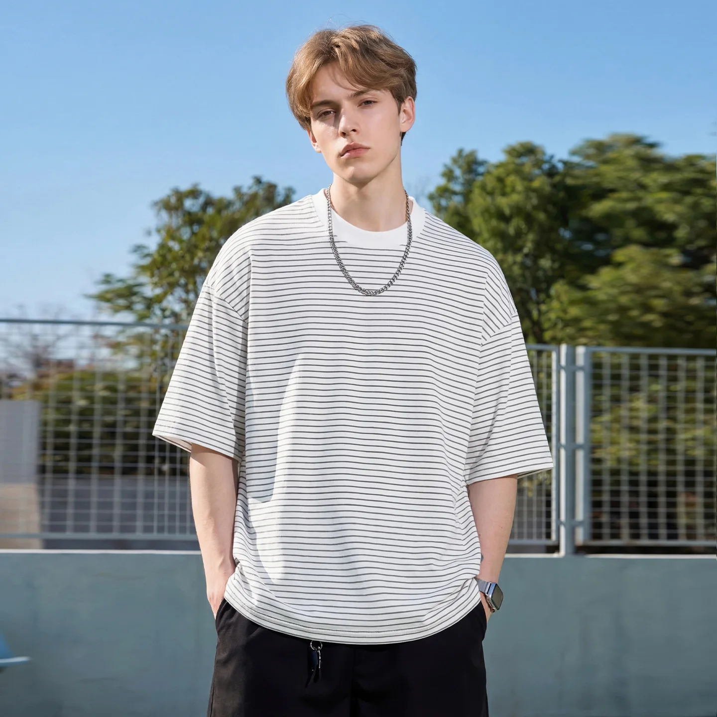 

Мужская футболка TFETTERS 2026 в американском ретро-стиле, летняя, с полосками, круглым вырезом, коротким рукавом, из хлопка, свободного кроя, уличная одежда, парная футболка для мужчин