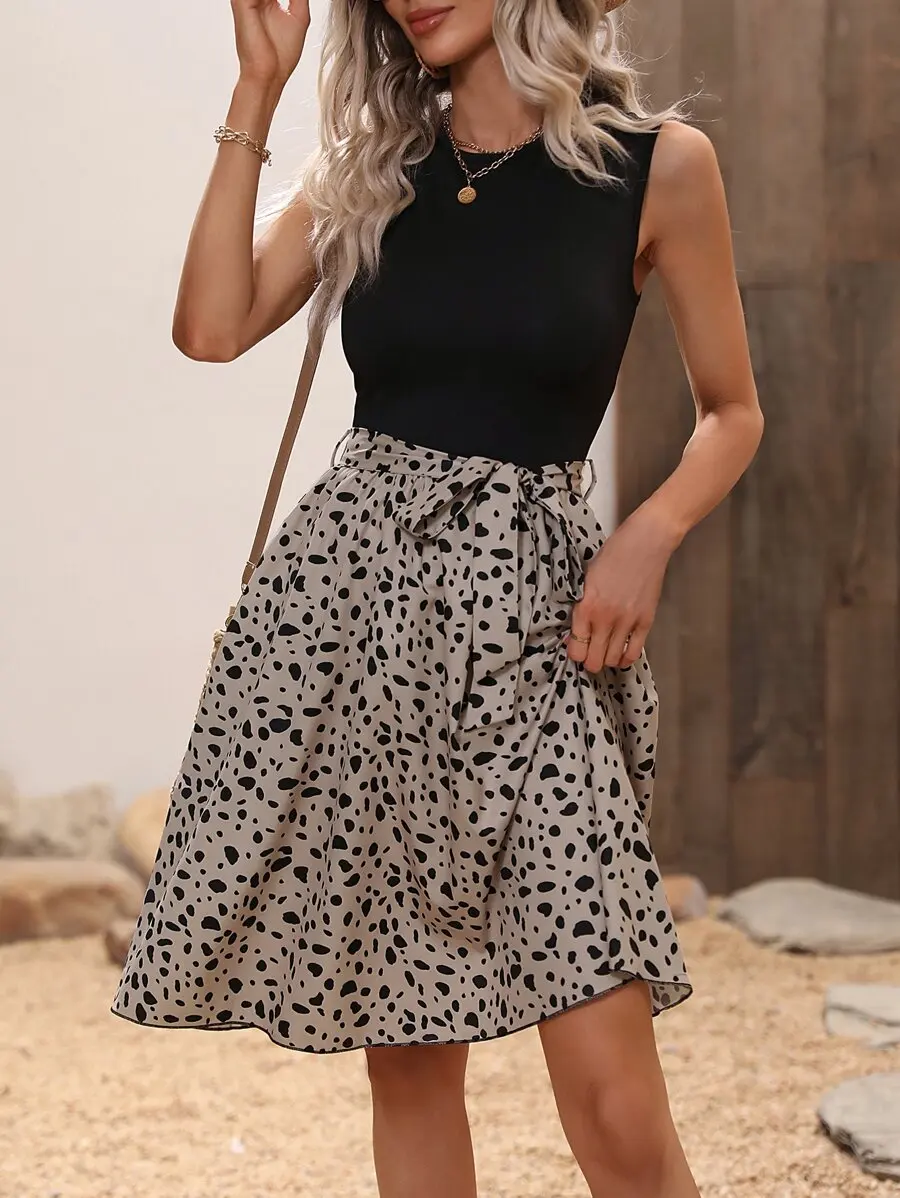 

Black & Beige Dalmatian Print A-Line Skirt with Waist Tie