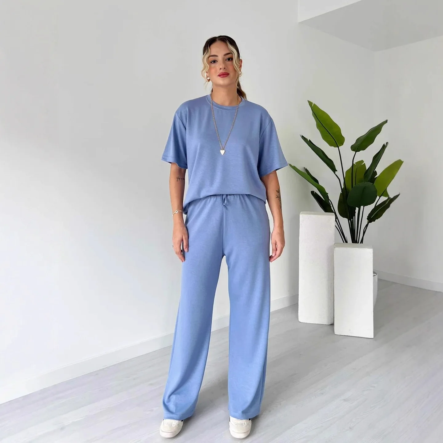 

Summer Short Sleeved Tshirt Top Long Pants Two-piece Set For Women Conjuntos Mulher Duas Peças Conjuntos De Ropa Para Mujer