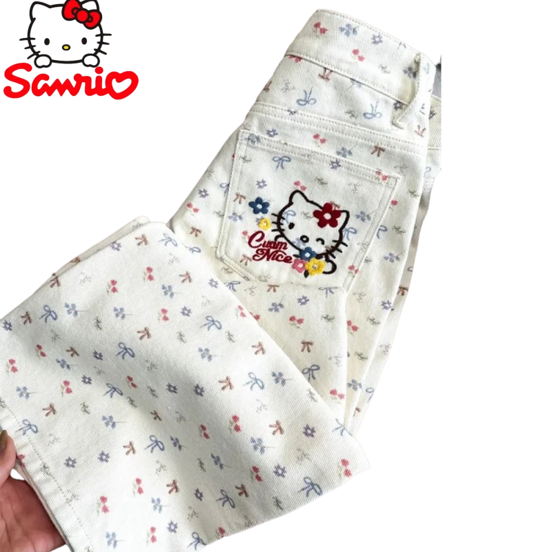 

Милые женские прямые джинсы с вышивкой Sanrio в стиле «Hello Kitty», летний бант и широкие длинные брюки с цветочным дизайном.