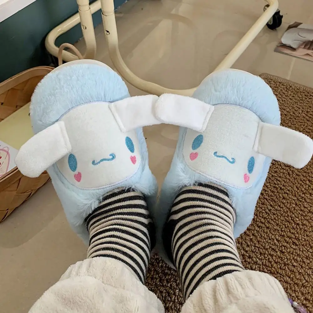 Zapatillas de felpa de Anime Kuromi Sanrios para niñas, Zapatillas de casa bonitas y cálidas con melodía Kawaii Cinnamoroll, antideslizantes y gruesas, regalo divertido