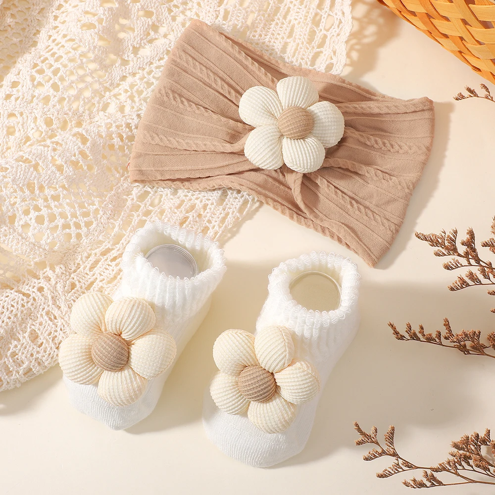 3Pcs Baby Girl Headband And Socks Set Soft Nylon Elastic Floral Turban Hairband And Short Socks Combo for Newborns 0-1 Years