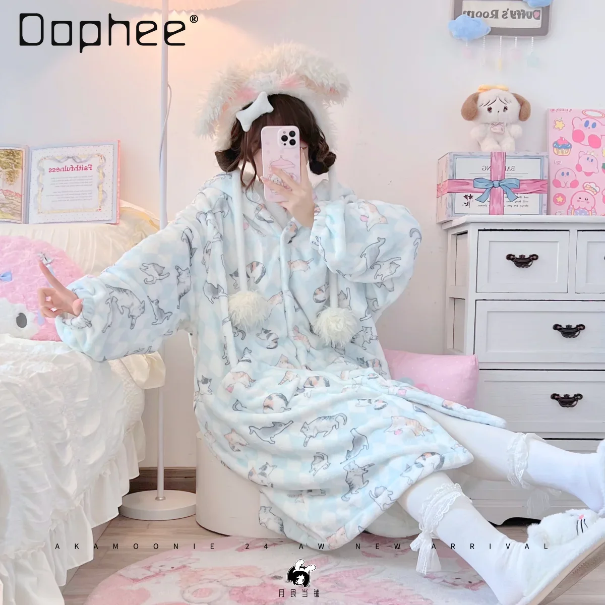 Peignoir Kawaii de style japonais avec poches à simple boutonnage, robes imprimées chat bleu, chemise de nuit mignonne, à capuche, sites d'hiver, sourire de dessin animé