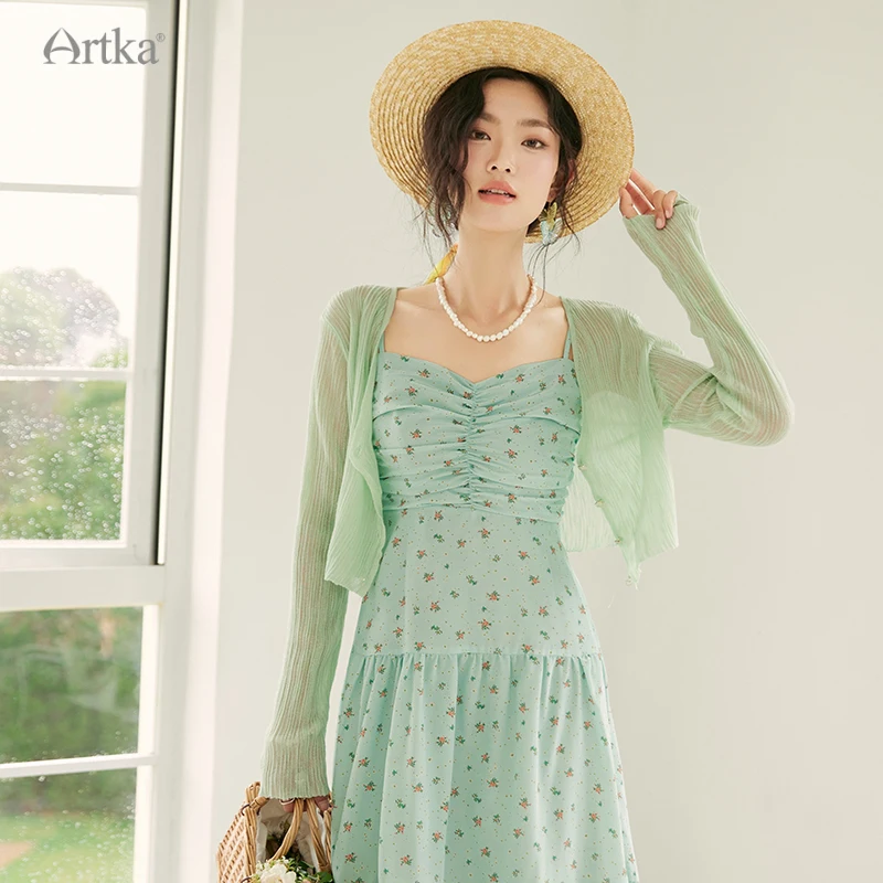 

ARTKA 2023 Summer New Women Cardigan French Elegant V-Neck Thin Knitwear Long Sleeve Knitting Cardigan Outerwear ZB92132X