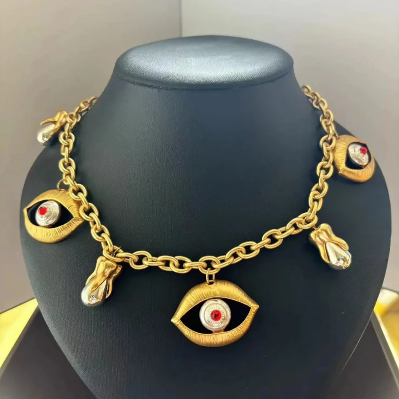 

Retro & High-End Eye & Tooth Series Chain Necklace: On-Trend Design by European & American Prodigy Designers