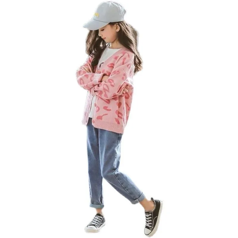 UNITIM 2026 Herbst Kinder Mädchen Strickjacke Pullover Teenager Mädchen Leopardenmuster Ein-Knopf-Pullover 2-12 Jahre Junior Mädchen Strickwaren Mäntel – Detail 5