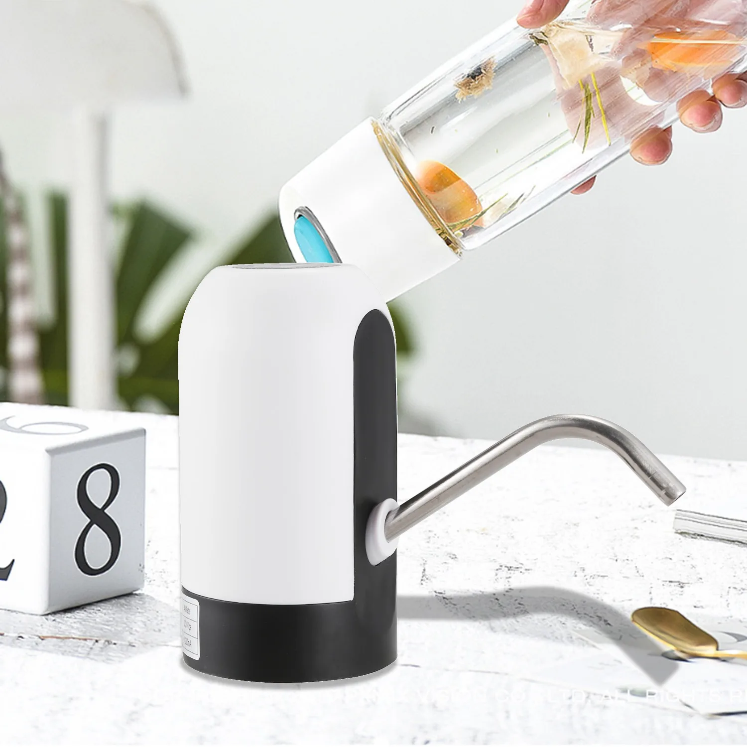 Waterfles Pomp, Usb Opladen Automatische Drinkwaterpomp Draagbare Elektrische Water Dispenser Waterfles Schakelaar Voor