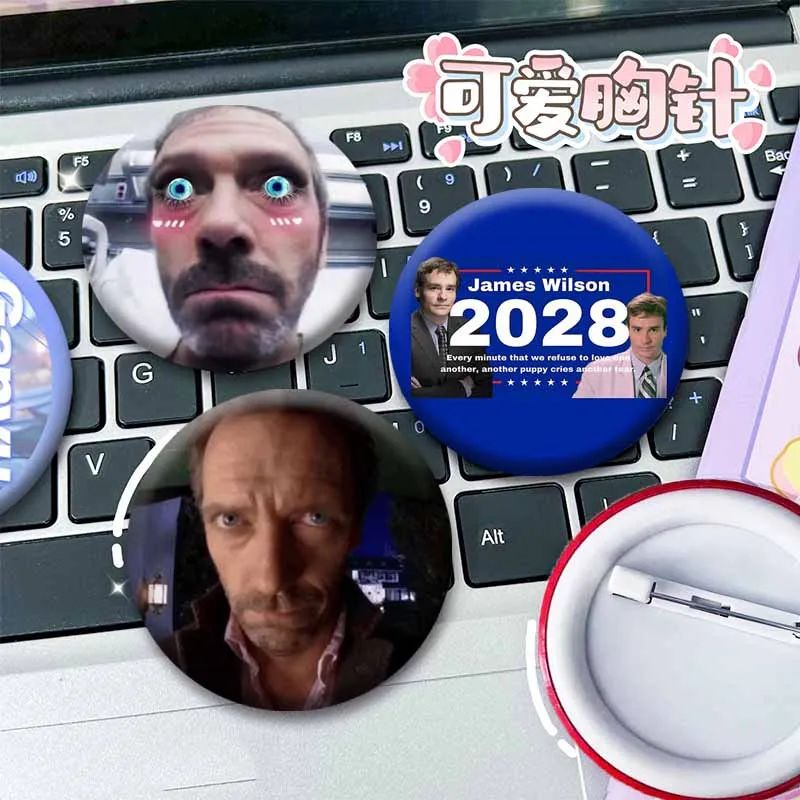 Funny TV Character Dr. House James Wilson Badge Creative Round Plastic Brooch Clothes Decorative Pins Jewelry Gifts for Friends