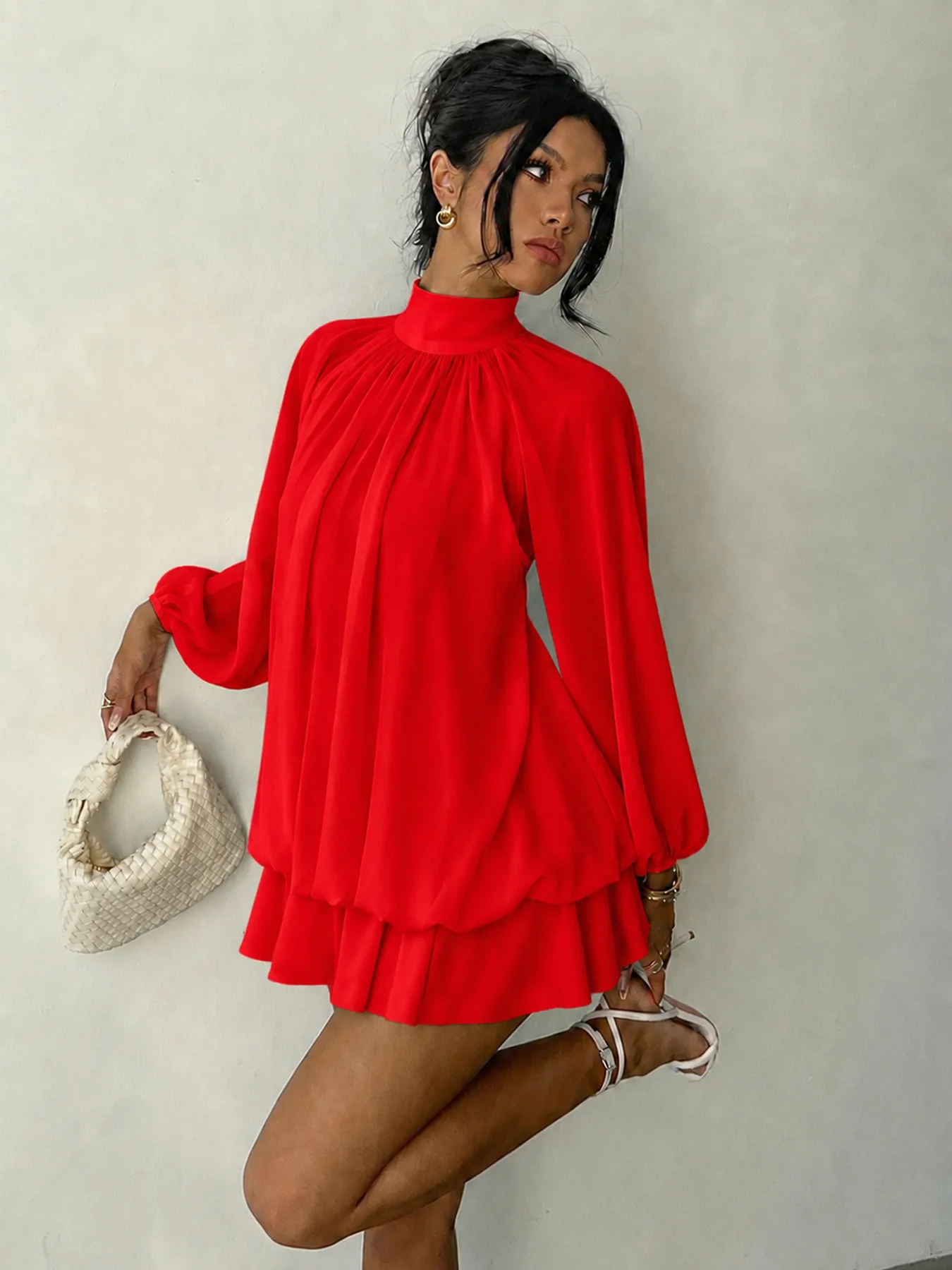 2026 Damen Hochgeschlossenes Plissiertes Chiffon-Kleid mit Langen Ärmeln und Rüschensaum Mini Elegantes Swing-Kleid für Büro, Party, Hochzeitsgast und Urlaub Trendig – Detail 15