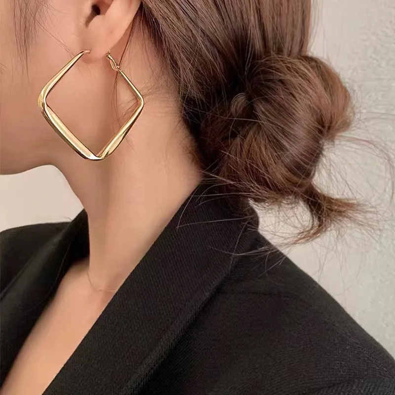 Fashion Gold Color Square Hoop Earrings For Women Exaggerated Metal Geometric Irregular Circle Earrings Jewelry