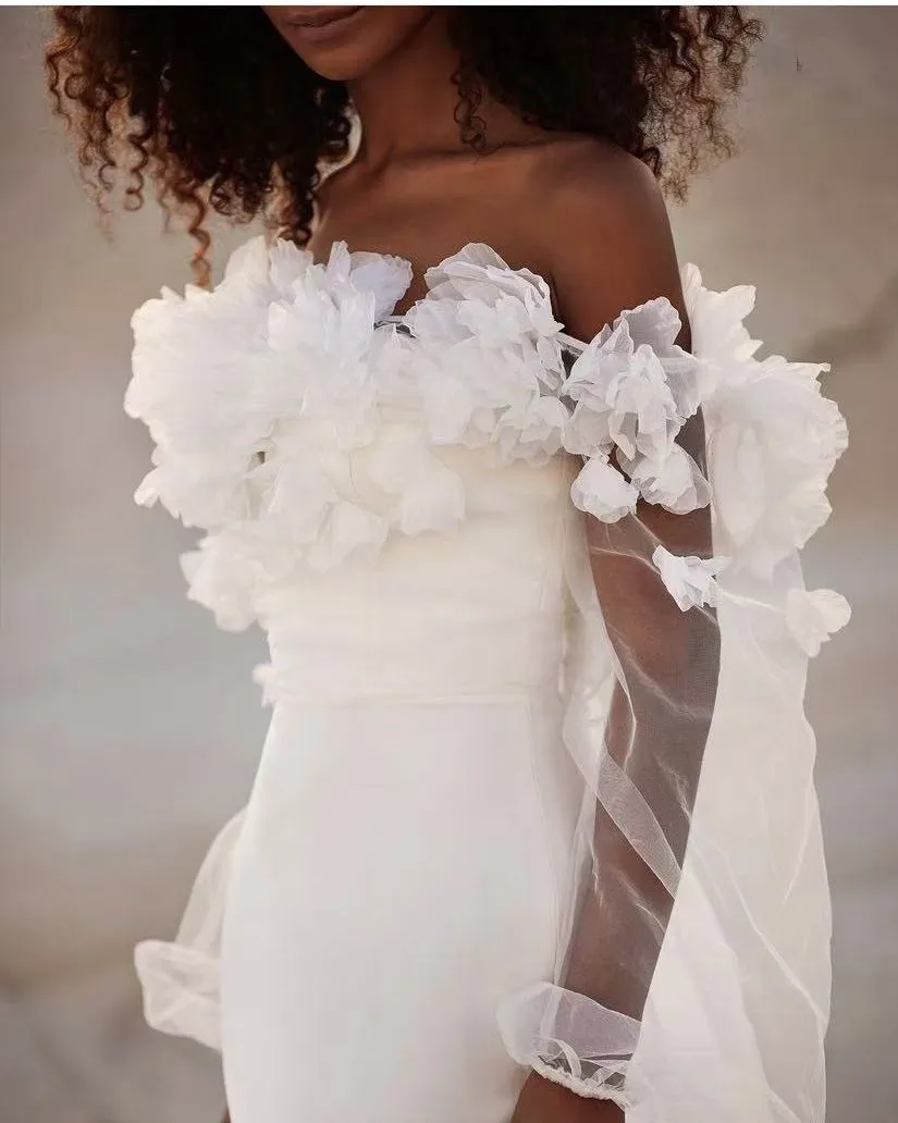 Abiti da sposa con fiori da sogno Vedi attraverso il mantello con maniche Abito da ballo chic Boho Applique Abiti da sposa lunghi a sirena Moda