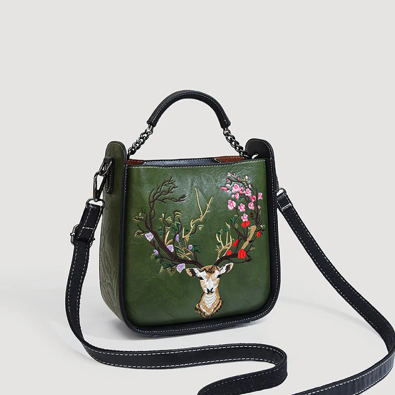

Single Shoulder For Women Embroidery Pattern, Handbag To Match With Qipao, New Chinese Style Niche Design Crossbody Bag
