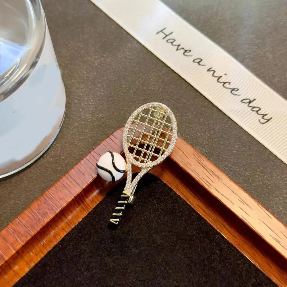 Unique Alloy Tennis Racket Brooch Zircon Rhinestone Enamel Metal Clothes Pin Badge Korean Style Gold Brooch Gift