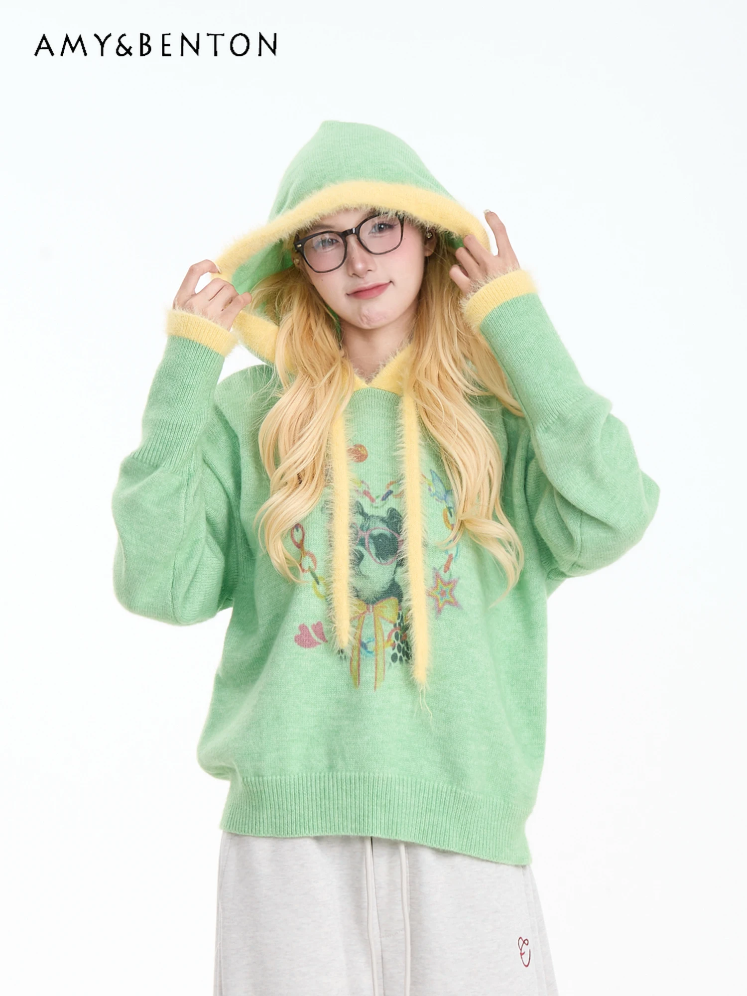 

Весенне-осенний новый зеленый свитер с капюшоном и принтом сердца сладкого щенка для женщин, свободный повседневный теплый белый вязаный топ