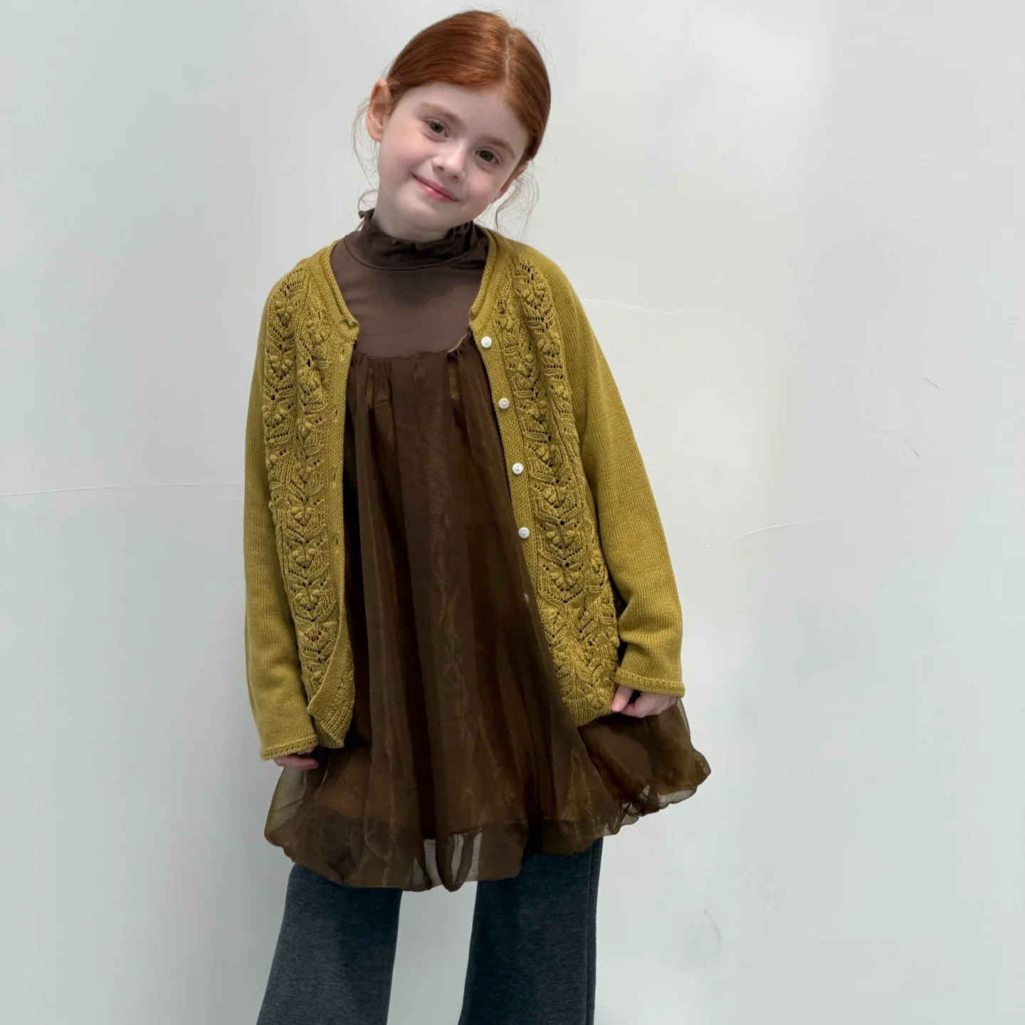 Korean Children's Clothing 2026 Autumn New Girls' Sweater Round Neck Hollow Hook Flower Solid Color Knitted Cardigan