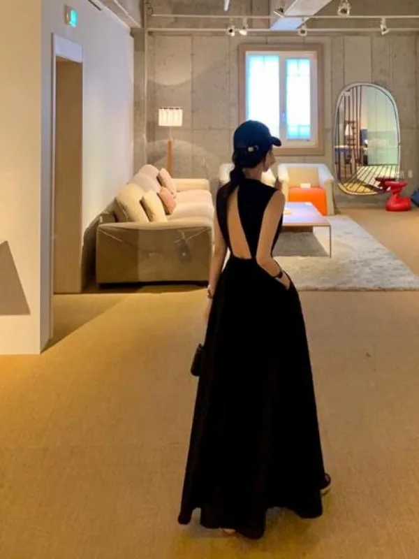 우아한 A라인 드레스 한국 스타일 여름 신상 화이트 드레스 백리스 드레스 하이웨이스트 출퇴근 스타일 미디 스커트