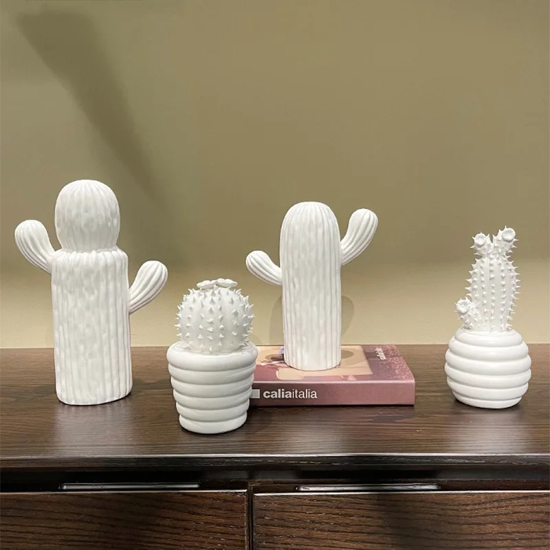 

PYH simple ceramic cactus ornament light luxury creative living room model room entrance desktop home soft decoration