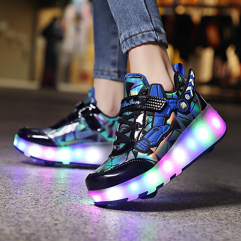 Two wheel skateboarding shoes casual shoes mob shoes Children\'s luminous roller skates skating charging with lights wheel shoes