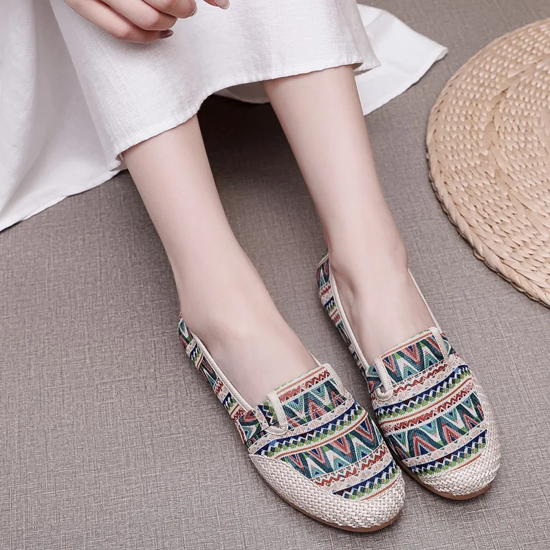 Summer Women\'s Leisure and Comfortable Ethnic Style Linen Canvas Shoes Flat Shoes Shallow Mouth Grass Shoes