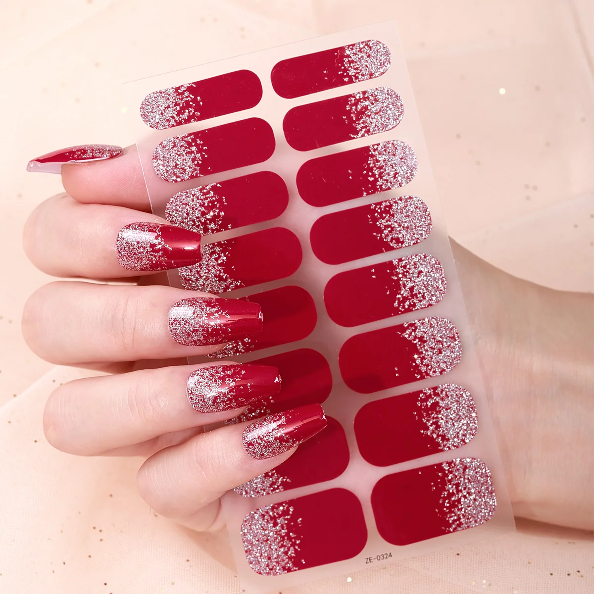 16種類のフルカバーネイルステッカー、グラデーショングリッター、セルフ接着ネイルアートステッカー、DIYネイルポリッシュストリップ、マニキュアデコレーション