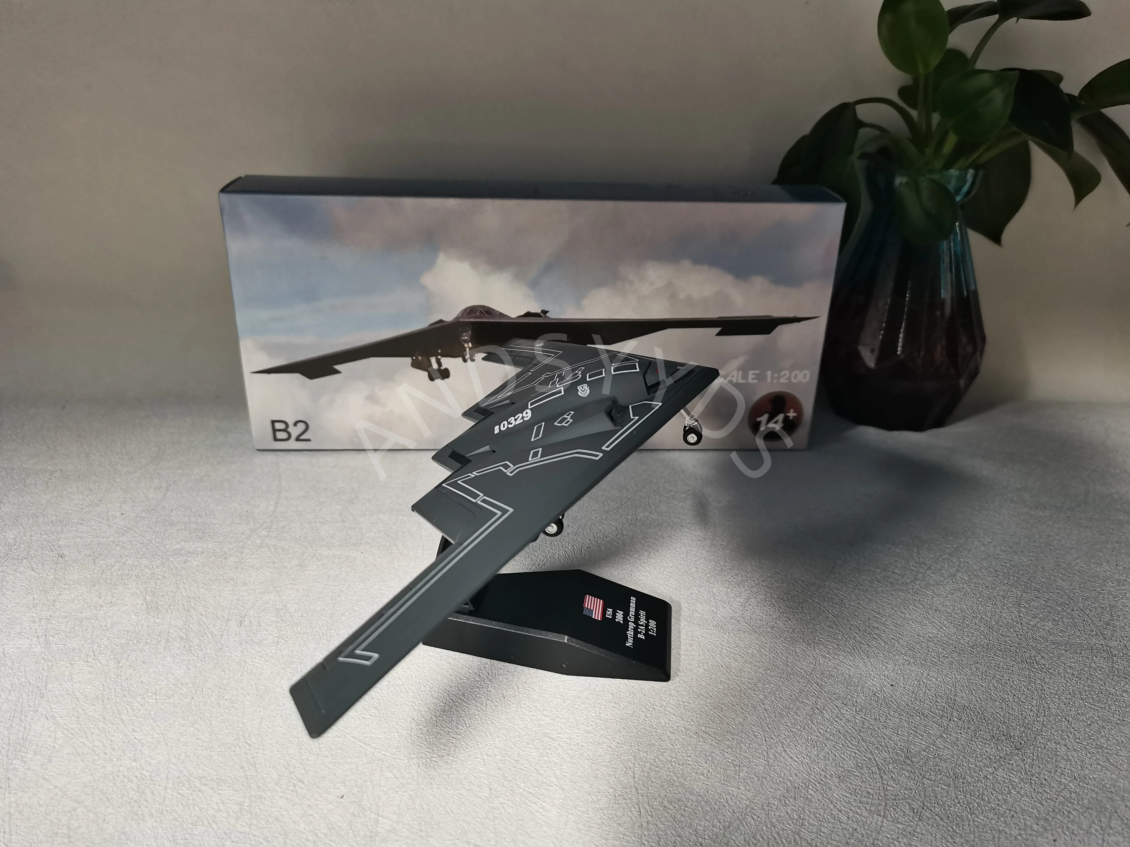 1/200 Scale Us Air Force Ghost B2 Strategic Stealth Bomber Fighter Diecast Metal Finished Aircraft Model Fighter Jet Collection