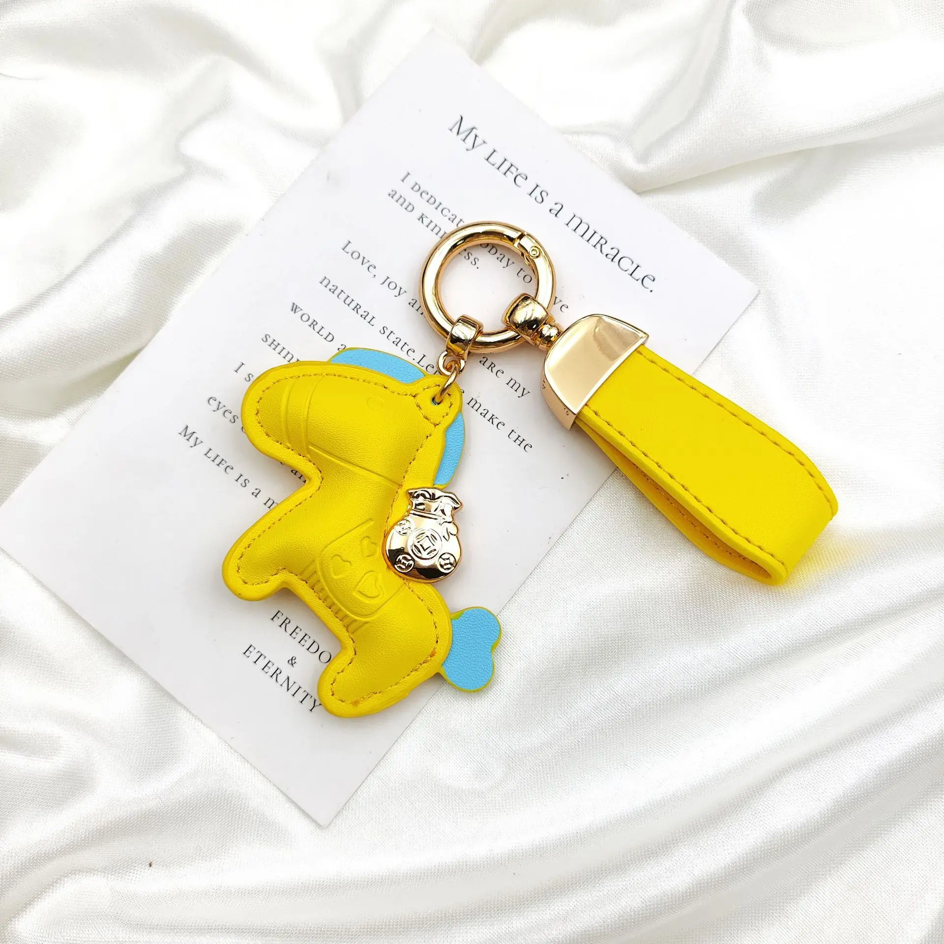 Niedlicher Personalisierter Pony-Schlüsselanhänger Minimalistischer Leder-Cartoon Auto-Taschen-Schlüsselring Kleiner Kreativer Anhänger Accessoire Geschenk Großhandel – Detail 11