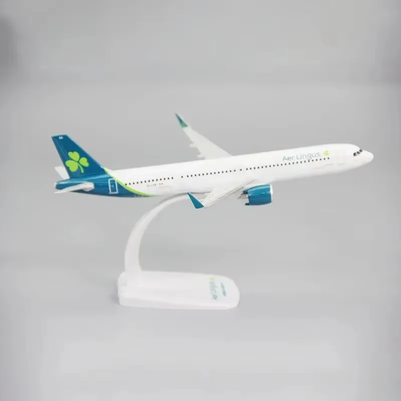 1:200 Scale Aer Airlines Model Metal Alloy AircraftPlane Collectible Display Decoration Adult boys Souvenir Gift