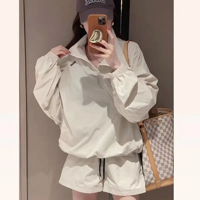 مجموعة Dongdaemun Chic رقيقة للحماية من الشمس سترة واقية من الرياح كاجوال رياضية مكونة من قطعتين مجموعة نسائية صيفية من Sli Commuter Win...