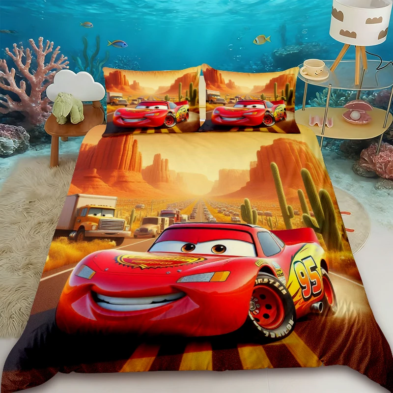

Комплект постельного белья Disney Lightning Car для мальчиков и девочек, с высококачественным принтом, включает в себя одно пододеяльник и две наволочки.