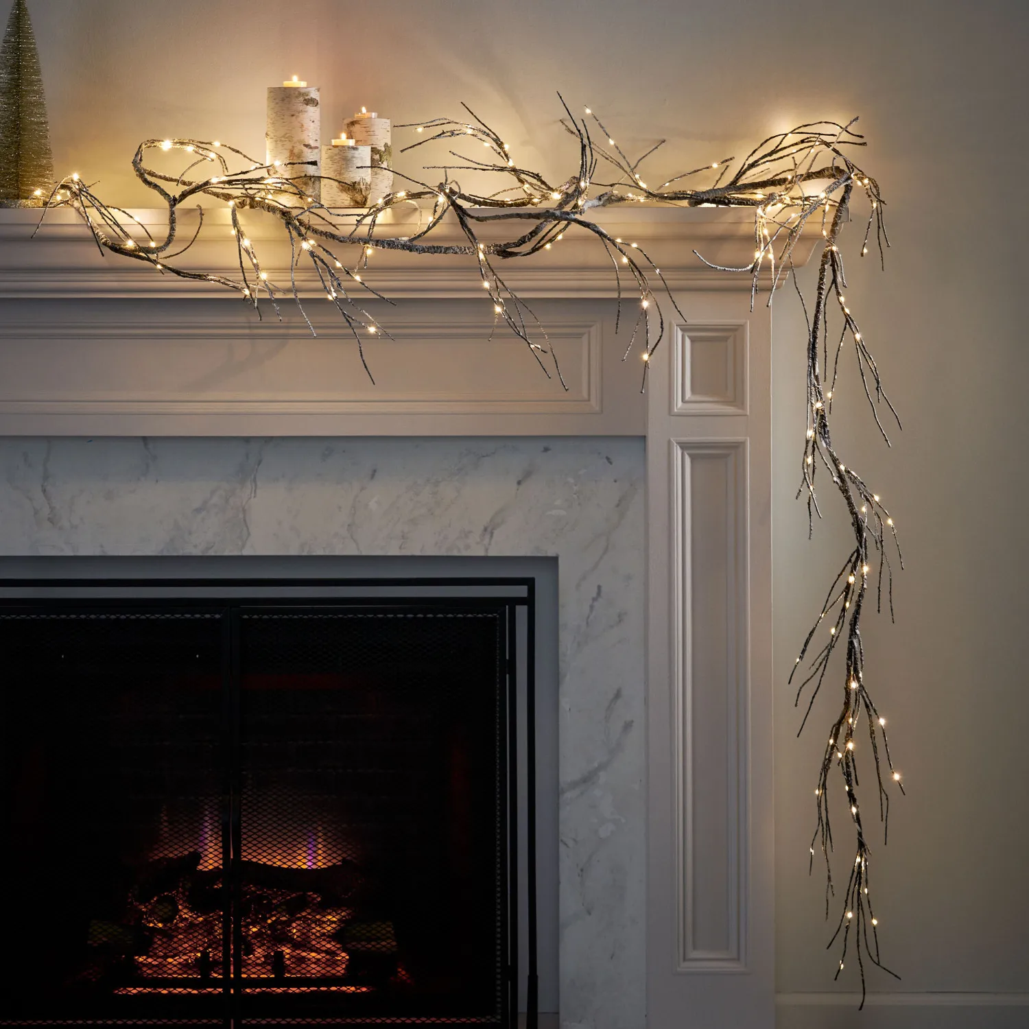 

18FT PAPER GARLAND WITH LED LIGHTS