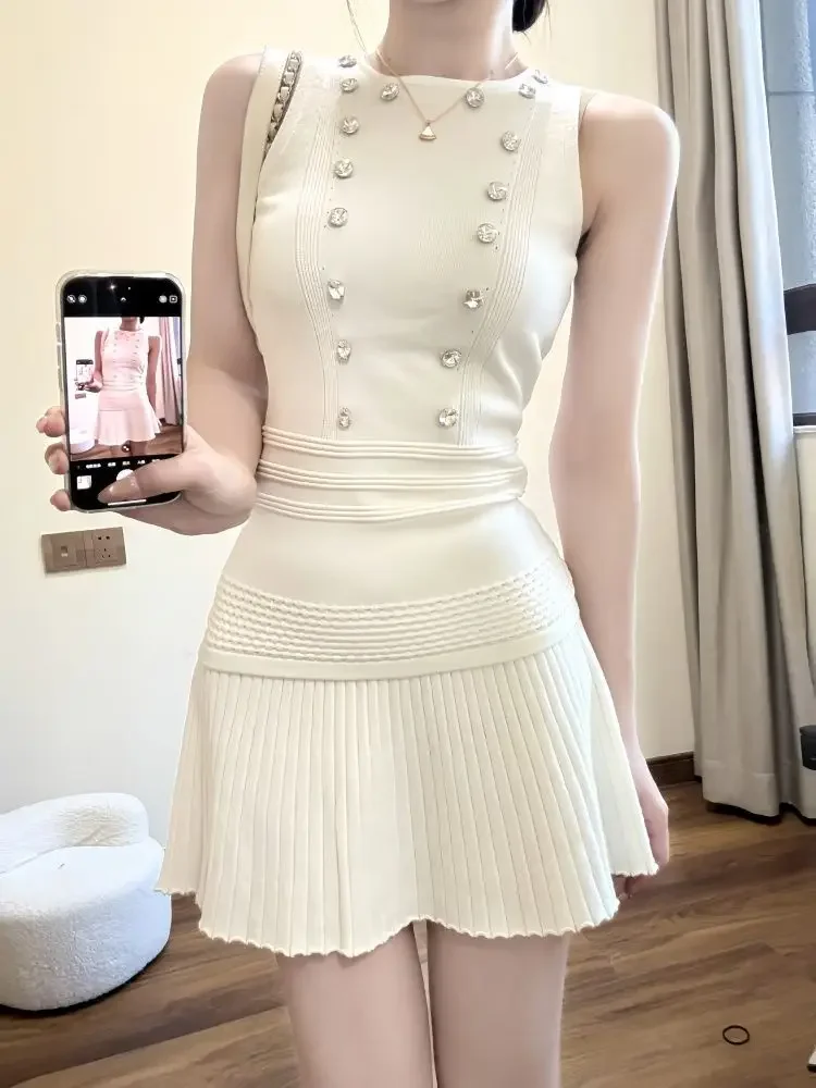 

Летний новый элегантный вязаный комплект из 2 предметов, сексуальные топы без рукавов + милая мини-юбка Y2k, шикарный корейский модный облегающий костюм