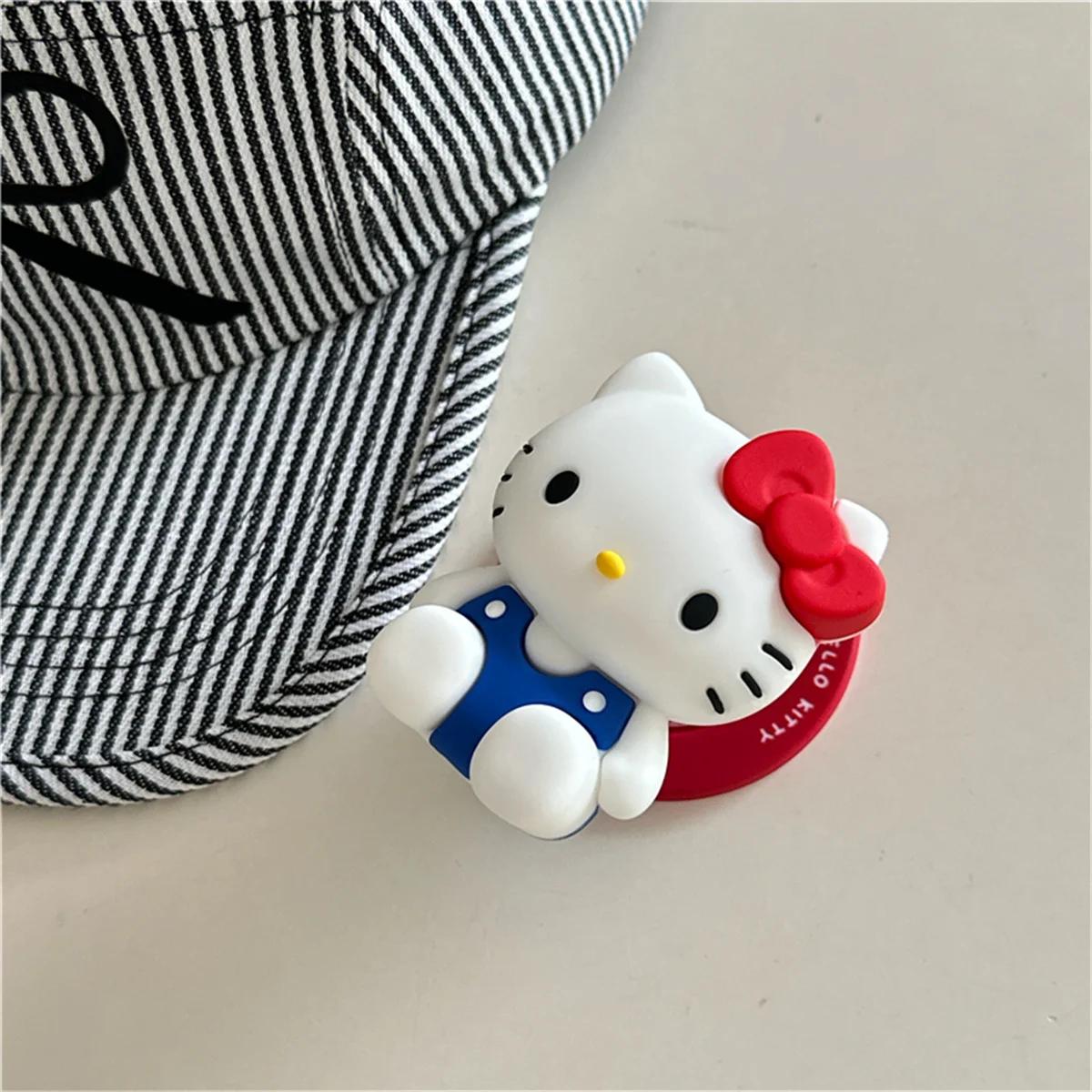 Casing Ponsel Magnetik Pola Kotak-kotak Kucing Lucu Fashion untuk iPhone 16 Pro 13 14 15 Pro Max Penutup Belakang dengan Dudukan untuk Magsafe