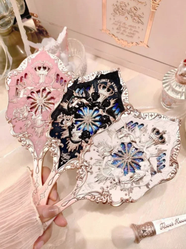 

Flower Knows Little Angel Series Exquisite Relief Hand Makeup Mirror Luxurious Retro Style Makeup Tools