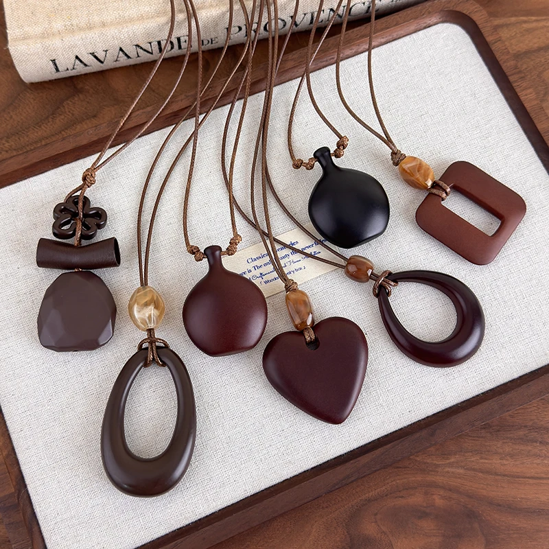 New Chinese-Style Vintage Long Irregular Openwork Wooden Pendant Necklace Trendy Niche Design Luxurious Sweater Chain