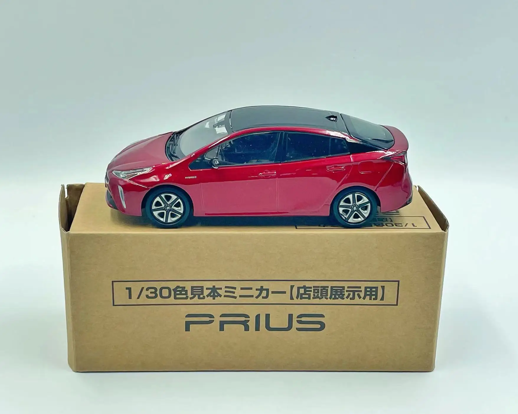 Original factory 1:30  Prius Limited Edition Simulation Alloy Static jdm Car Model Toys Gift