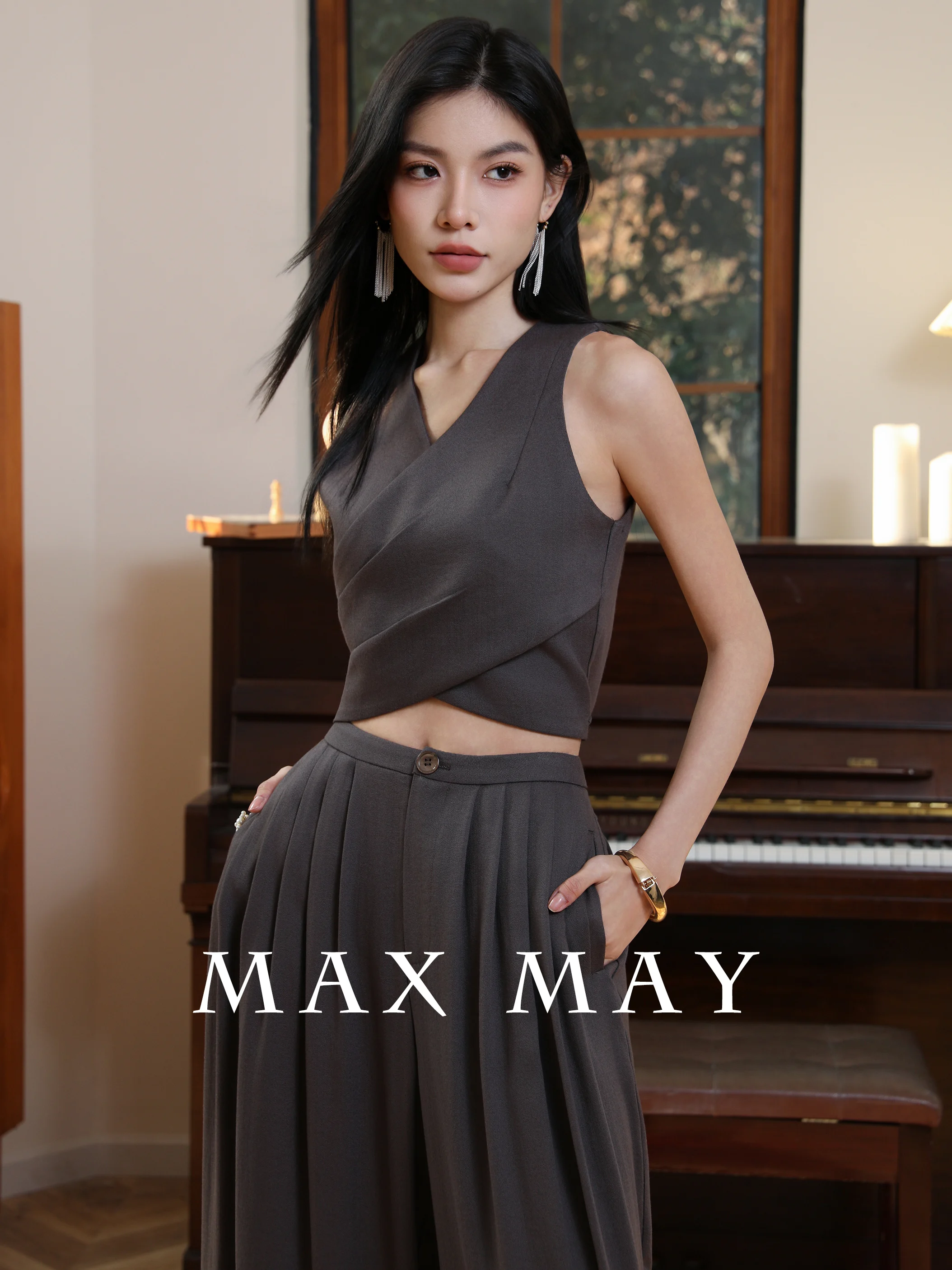 

Slimming Effect Korean Style Women's Fashion Set Beautiful Unique Two-Piece Spring Summer Long Pants Vest Style Top