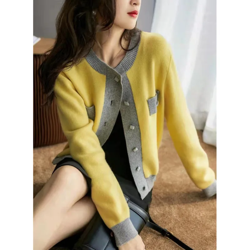 Maglione cardigan con scollo a O da donna 2024 Primavera Autunno Colori contrastanti Maglione lavorato a maglia sottile Maniche lunghe Cappotto