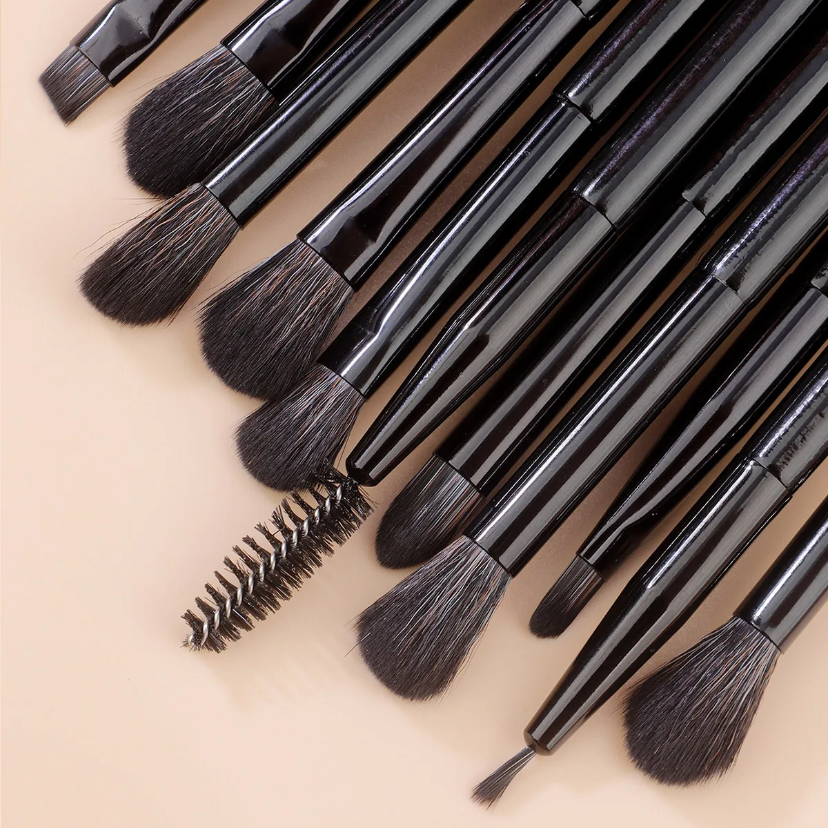 11Pcs Eye Makeup Brush Used For Eye Shadow Details Wrinkle Brush Soft And Dense Fiber Portable And Convenient Daily Makeup Tool