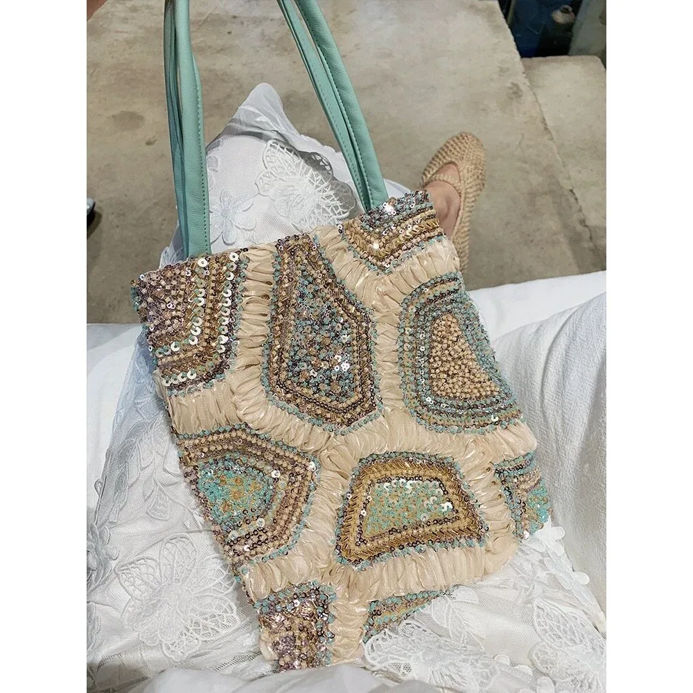 Gilded Mint Vintage Embroidered Sequin Handbag for Women 2026 Summer New Unique Texture Fashionable Simple and Casual - view 5