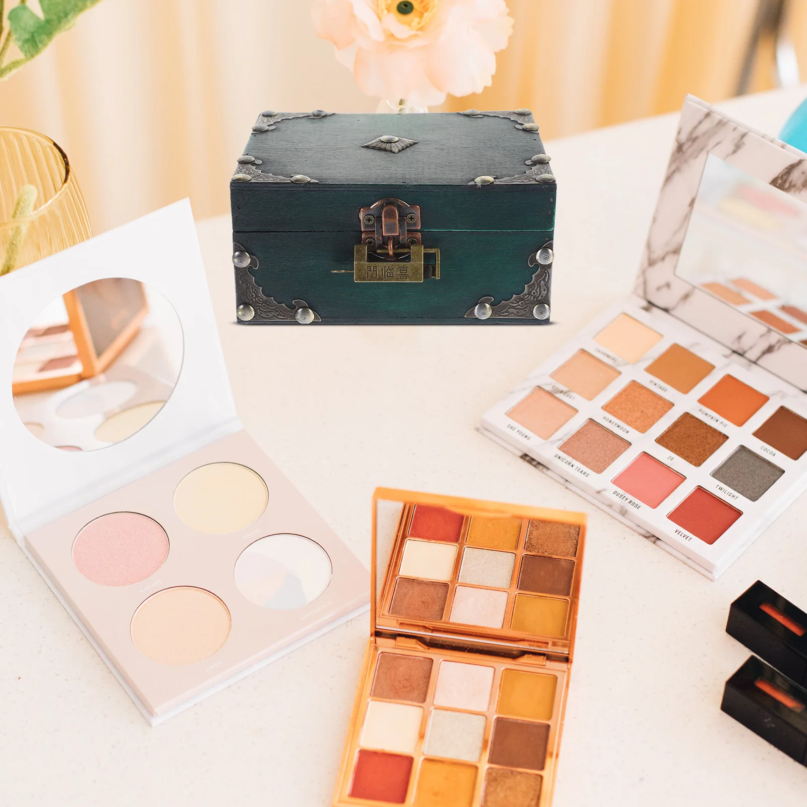 

Portable Storage Box Jewelry Retro Home Decor Treasure Chest Stainless Steel with Lock