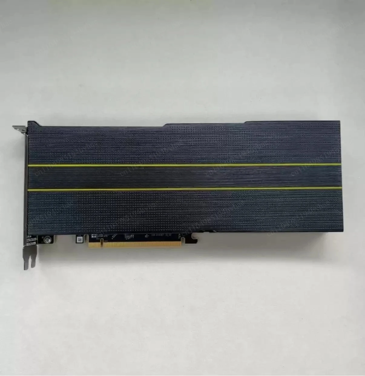 Output, press to dissipate heat MI50 32G built-in turbine