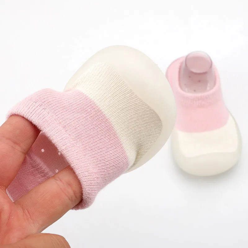 Babyschuhe, Lauflernschuhe, bequem, für Jungen und Mädchen, Kinder, Gummi, weiche, rutschfeste Sohle, Bodenschuhe, Strickstiefeletten – Detail 18