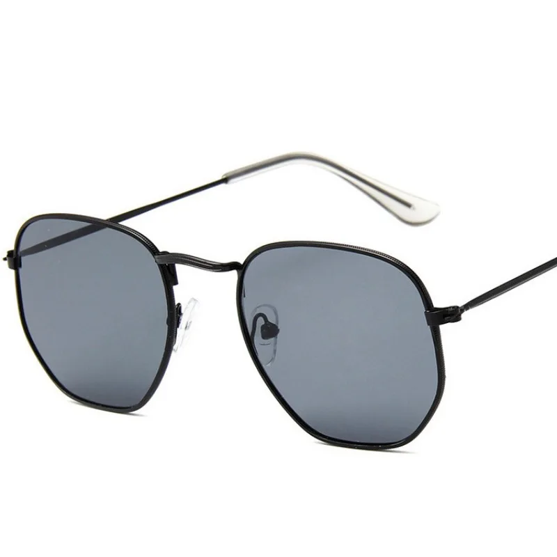 Round punk Sunglasses Men Luxury Brand Designer Retro Sun Glasses for Women Vintage Eyewear Shades UV400 Oculos De Sol view 4